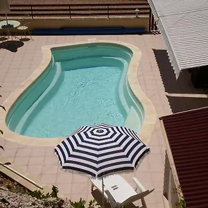 https://gite-les-roziers.hotels-rhonealpes.com