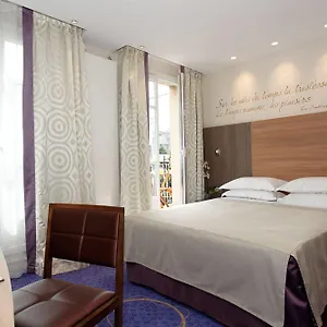 3* Otel De Sevigne