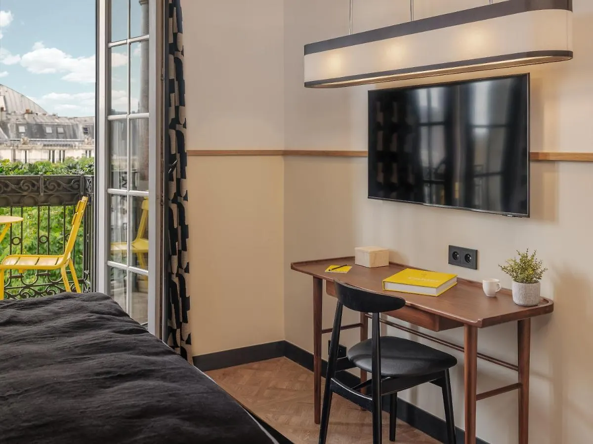 Solly Hotel Paris 4*,