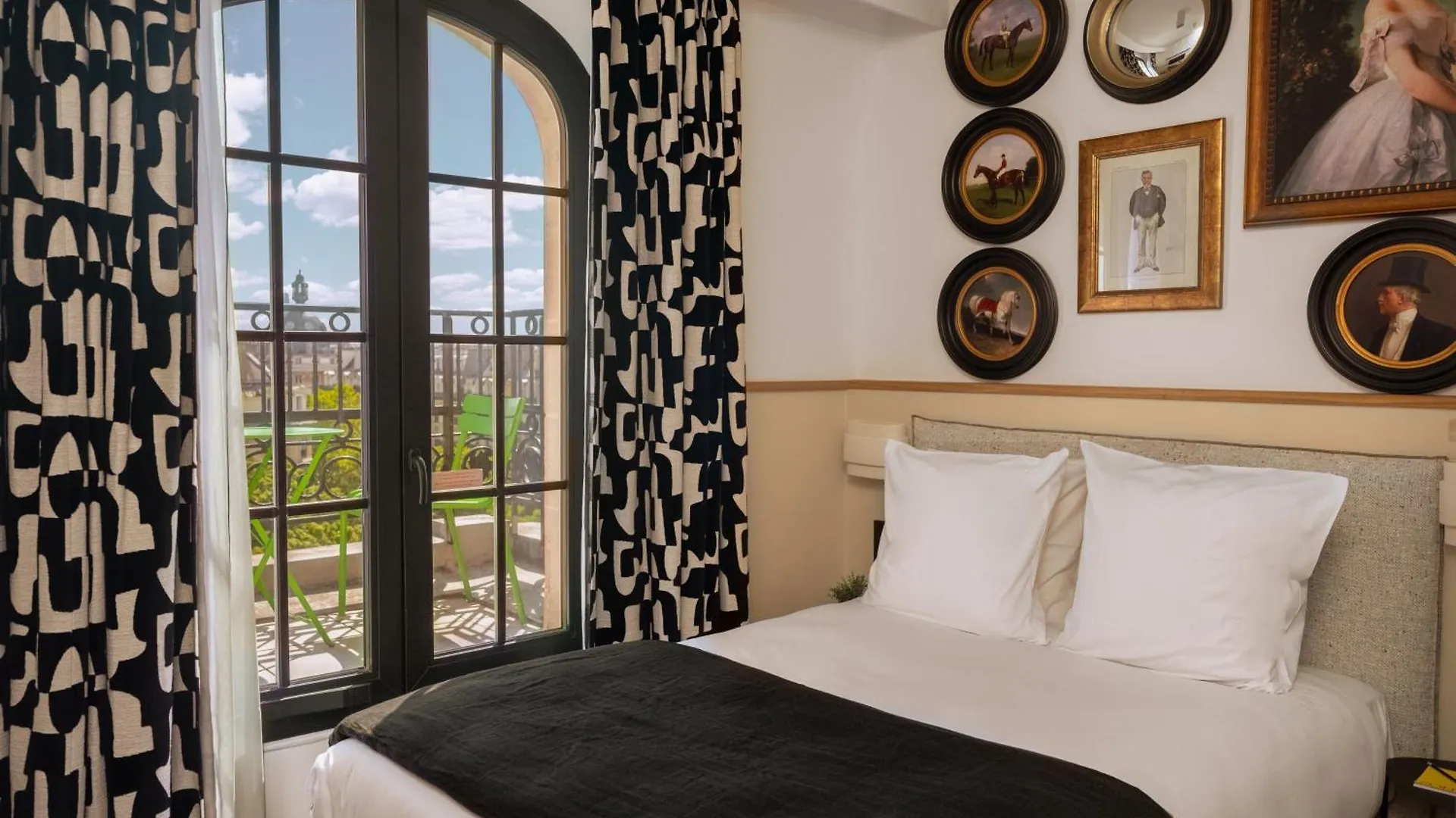 Solly Hotel Paris