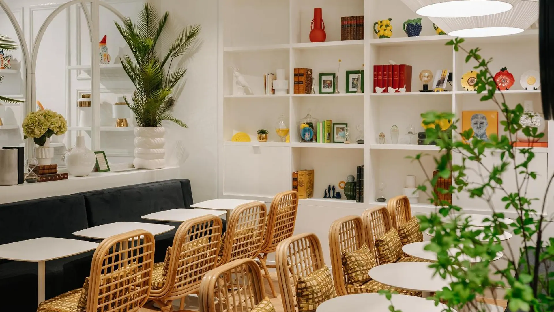 ****  Solly Hotel Paris France